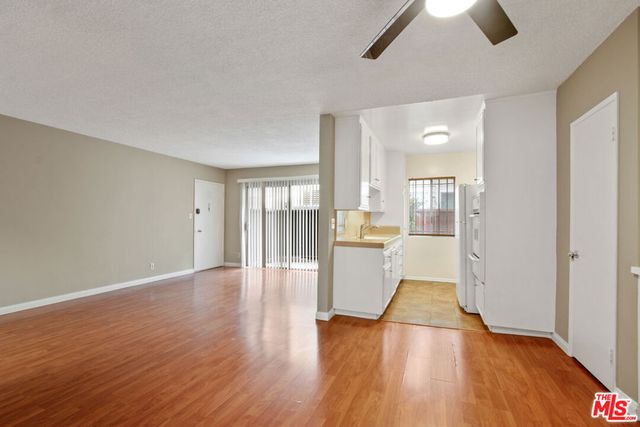 3735 Mentone Avenue, Los Angeles, CA 90034