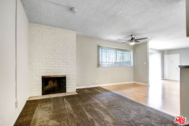 3735 Mentone Avenue, Los Angeles, CA 90034