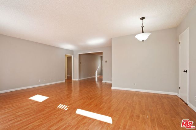 3735 Mentone Avenue, Los Angeles, CA 90034