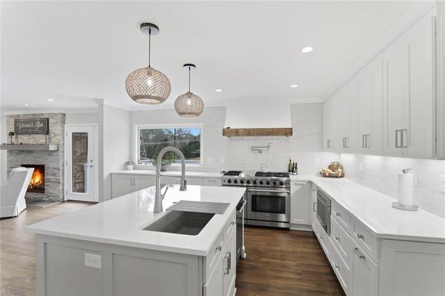 1059 Coronation Drive, Dunwoody, GA 30338