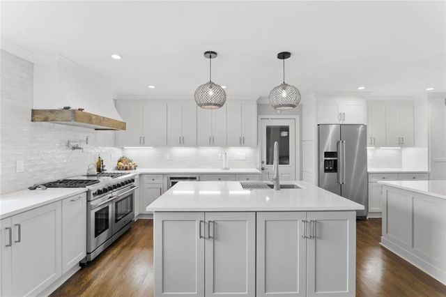 1059 Coronation Drive, Dunwoody, GA 30338