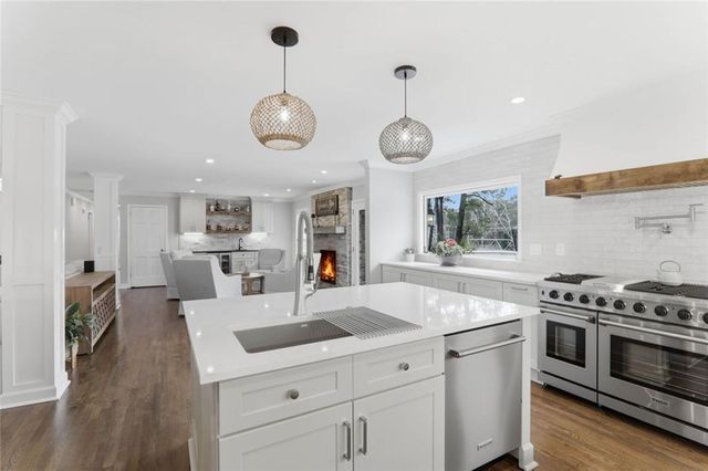 1059 Coronation Drive, Dunwoody, GA 30338