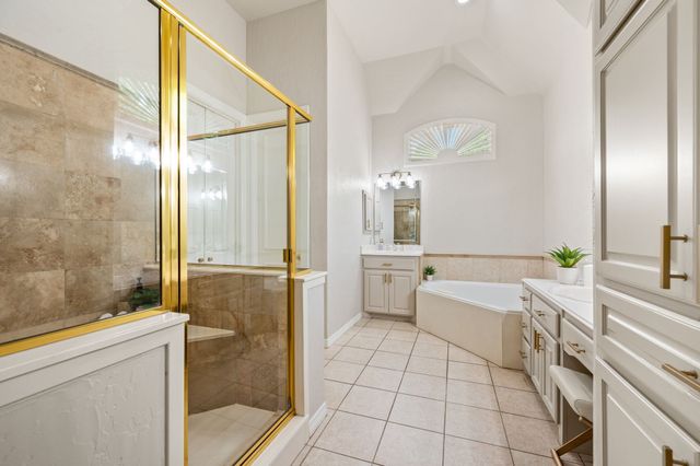 2706 Red Oak Court W, Colleyville, TX 76034