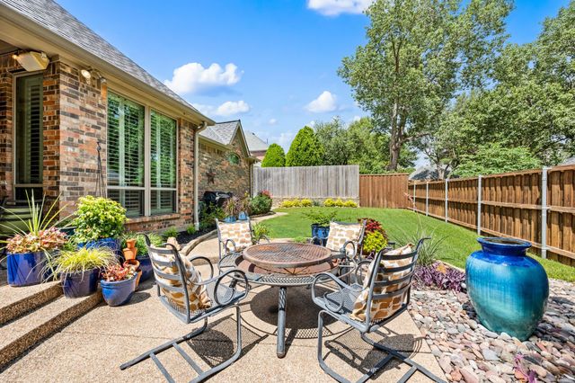 2706 Red Oak Court W, Colleyville, TX 76034