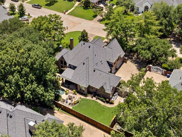 2706 Red Oak Court W, Colleyville, TX 76034