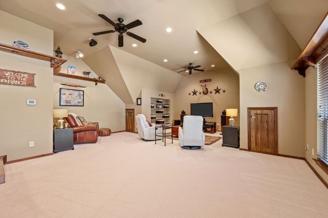 2706 Red Oak Court W, Colleyville, TX 76034
