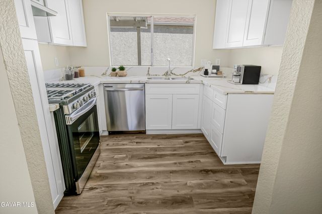 2810 Juniper Drive, Palmdale, CA 93550