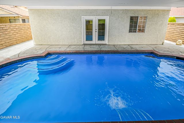 2810 Juniper Drive, Palmdale, CA 93550