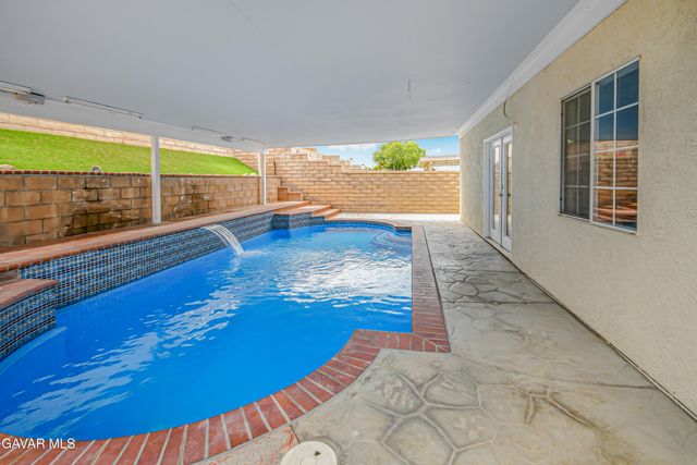 2810 Juniper Drive, Palmdale, CA 93550