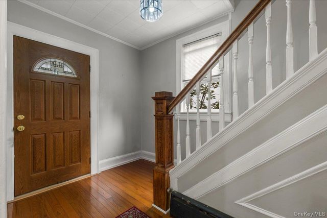 178 Winfred Avenue, Yonkers, NY 10704