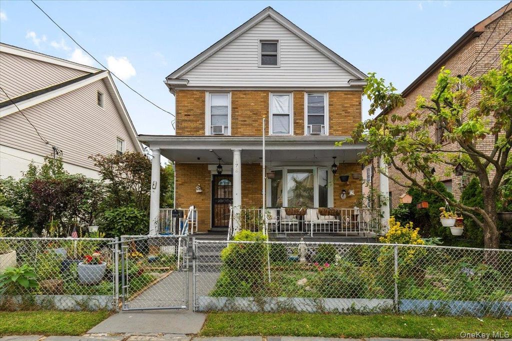 178 Winfred Avenue, Yonkers, NY 10704