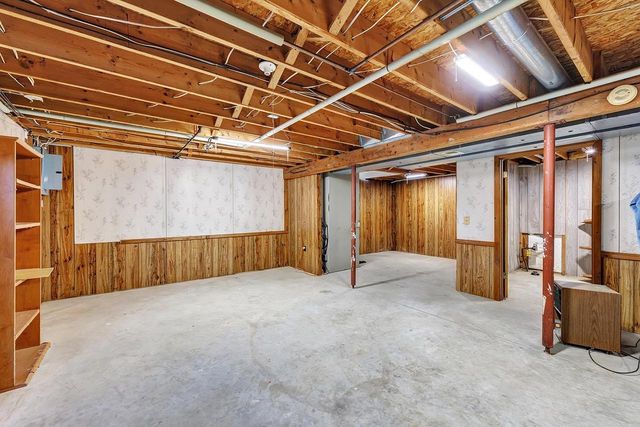 2462 BLUESTONE PLACE, Green Bay, WI 54311