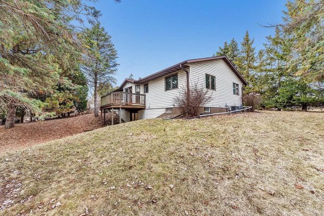 2462 BLUESTONE PLACE, Green Bay, WI 54311