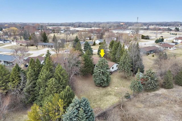 2462 BLUESTONE PLACE, Green Bay, WI 54311
