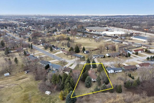 2462 BLUESTONE PLACE, Green Bay, WI 54311