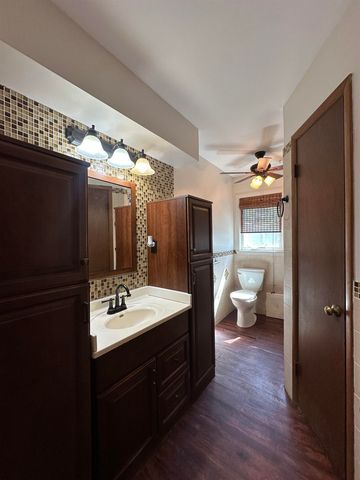3328 S Chase Ave, Wichita, KS 67217