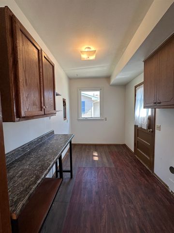 3328 S Chase Ave, Wichita, KS 67217