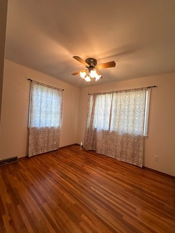 3328 S Chase Ave, Wichita, KS 67217
