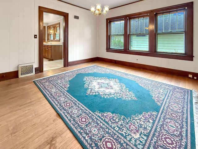 422 N Star St, El Dorado, KS 67042