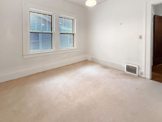 422 N Star St, El Dorado, KS 67042