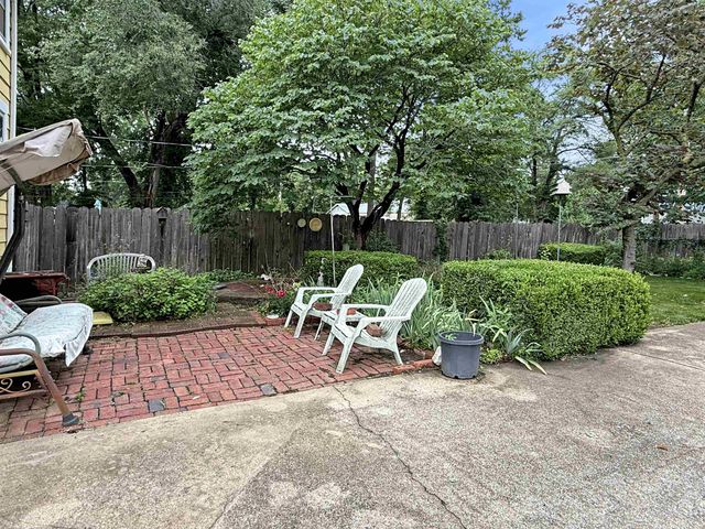 422 N Star St, El Dorado, KS 67042