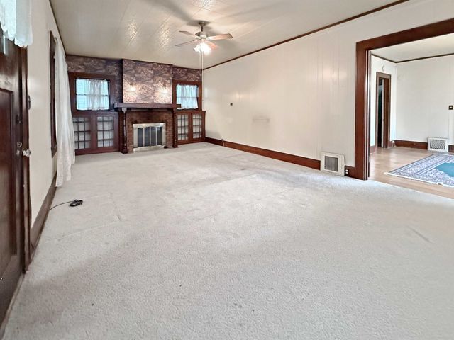 422 N Star St, El Dorado, KS 67042