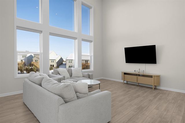 8283 Cook's Corner Drive, Byron Center, MI 49315