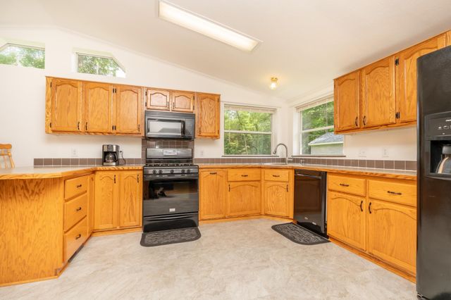 7290 83rd Street NE, Monticello, MN 55362