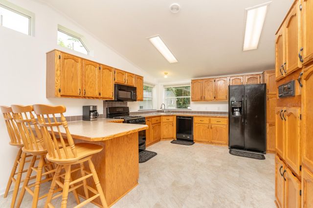 7290 83rd Street NE, Monticello, MN 55362