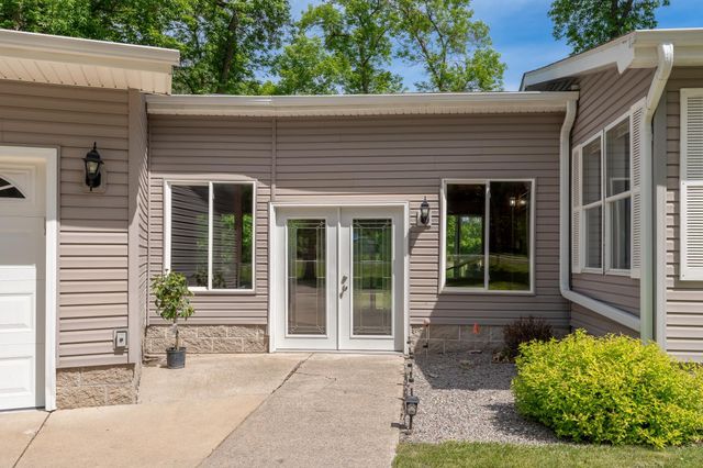 7290 83rd Street NE, Monticello, MN 55362