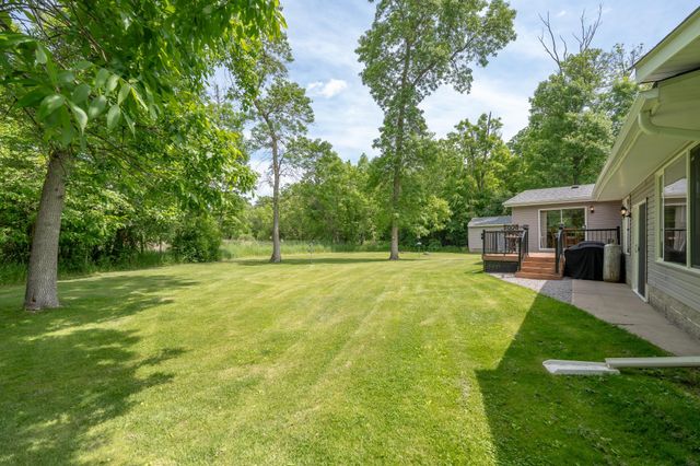 7290 83rd Street NE, Monticello, MN 55362