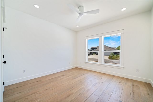13906 Skysail St, Corpus Christi, TX 78418