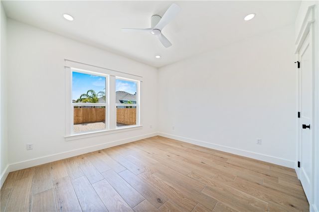 13906 Skysail St, Corpus Christi, TX 78418