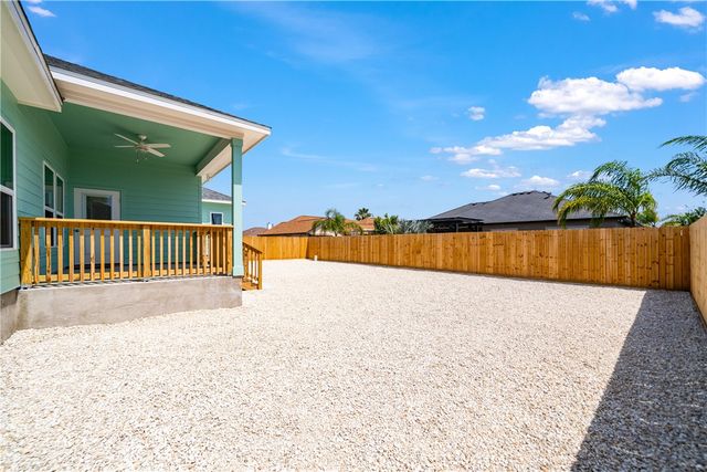 13906 Skysail St, Corpus Christi, TX 78418