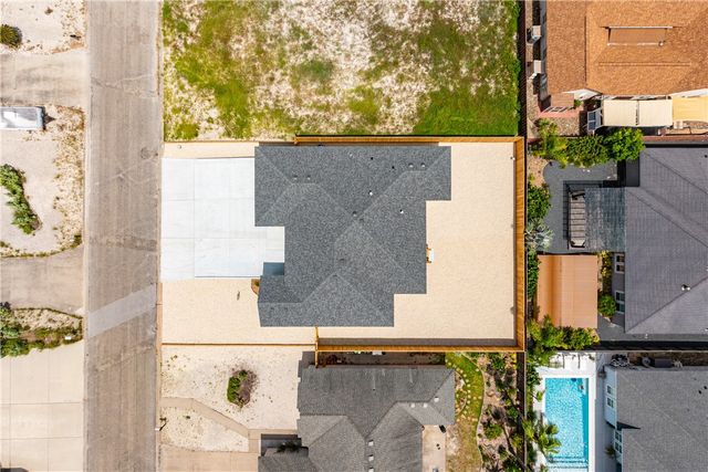 13906 Skysail St, Corpus Christi, TX 78418