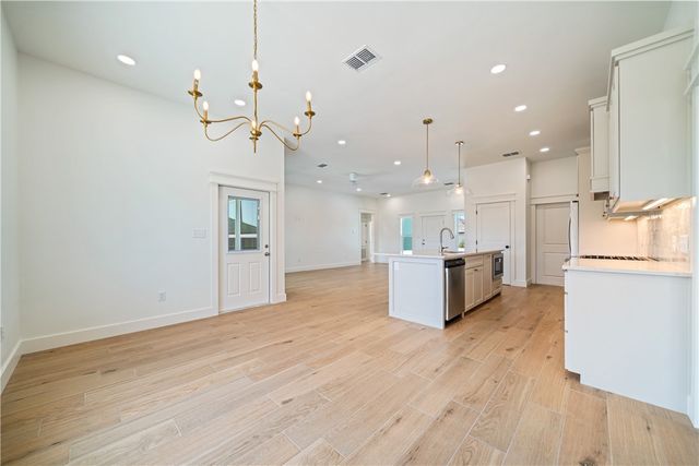 13906 Skysail St, Corpus Christi, TX 78418