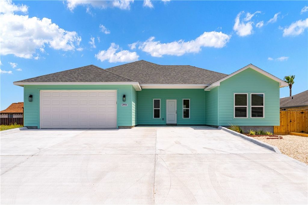 13906 Skysail St, Corpus Christi, TX 78418