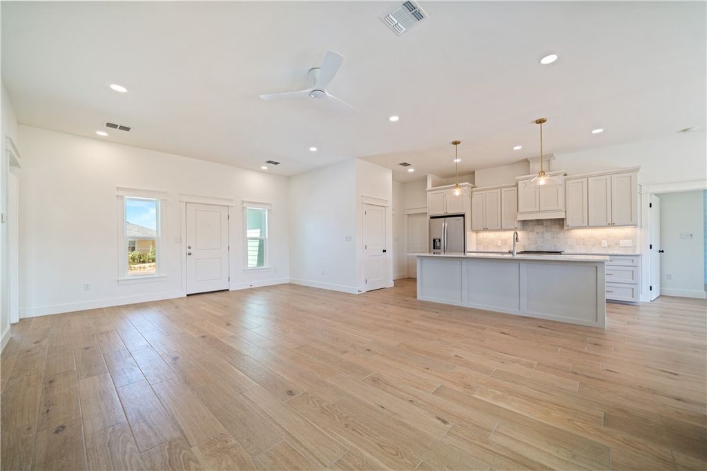 13906 Skysail St, Corpus Christi, TX 78418 — photo 4