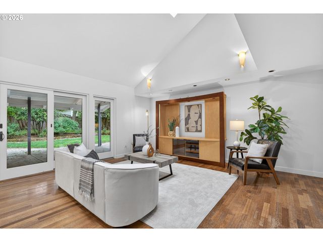 1480 Nw JENNE Ave, Portland, OR 97229