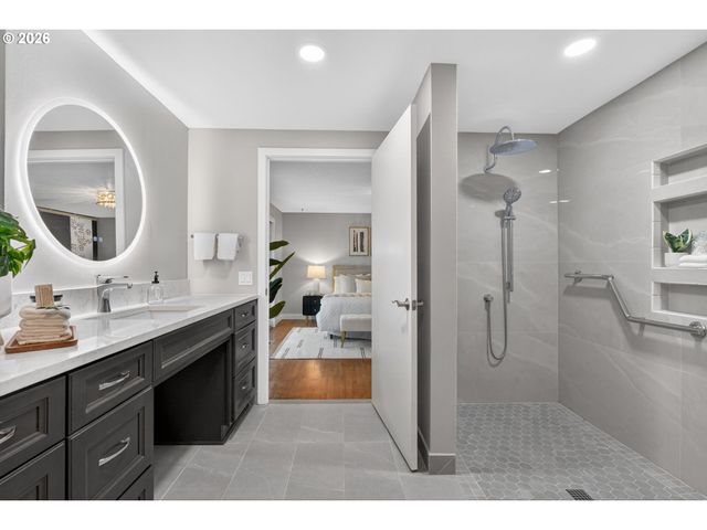 1480 Nw JENNE Ave, Portland, OR 97229