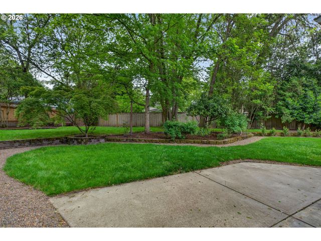 1480 Nw JENNE Ave, Portland, OR 97229
