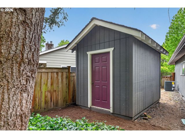 1480 Nw JENNE Ave, Portland, OR 97229