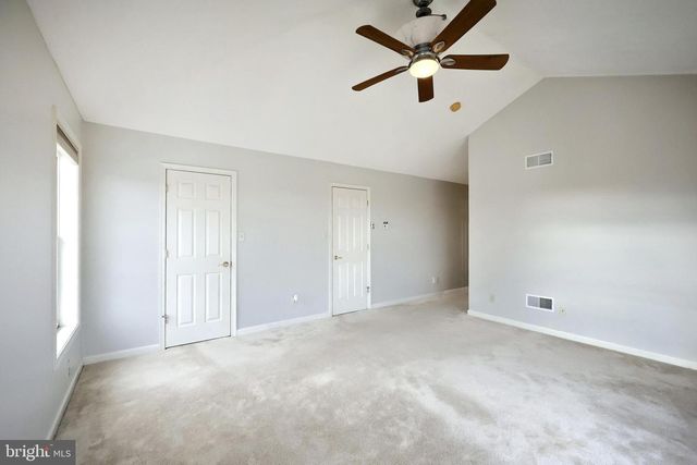 37 AMANDA DR, Littlestown, PA 17340