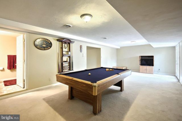 37 AMANDA DR, Littlestown, PA 17340