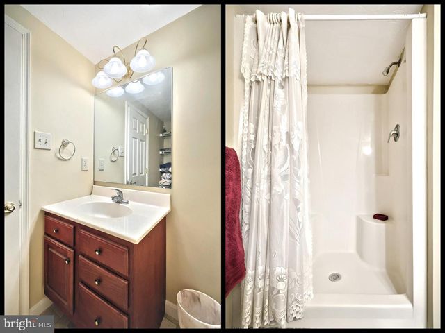 37 AMANDA DR, Littlestown, PA 17340