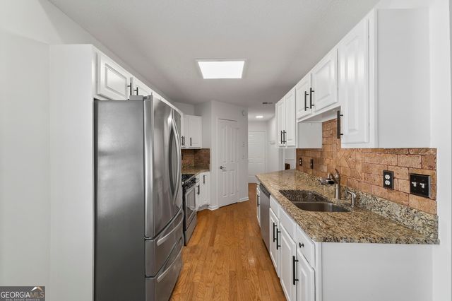 295 Cloverwood Drive, Fayetteville, GA 30215
