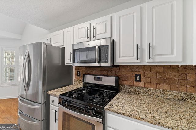 295 Cloverwood Drive, Fayetteville, GA 30215
