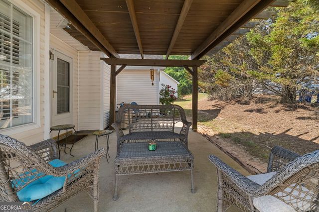 295 Cloverwood Drive, Fayetteville, GA 30215