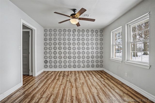 18415 S Hilltop Court, Claremore, OK 74017