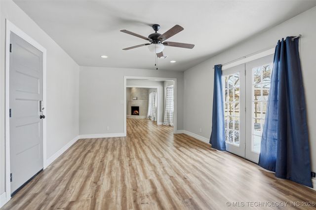 18415 S Hilltop Court, Claremore, OK 74017